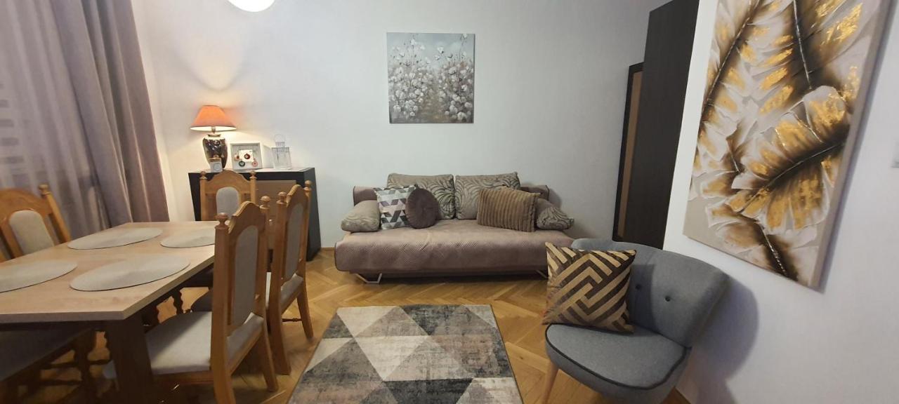 Apartament Trini Kladsko Exteriér fotografie