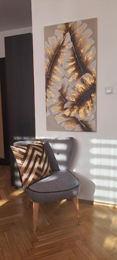 Apartament Trini Kladsko Exteriér fotografie