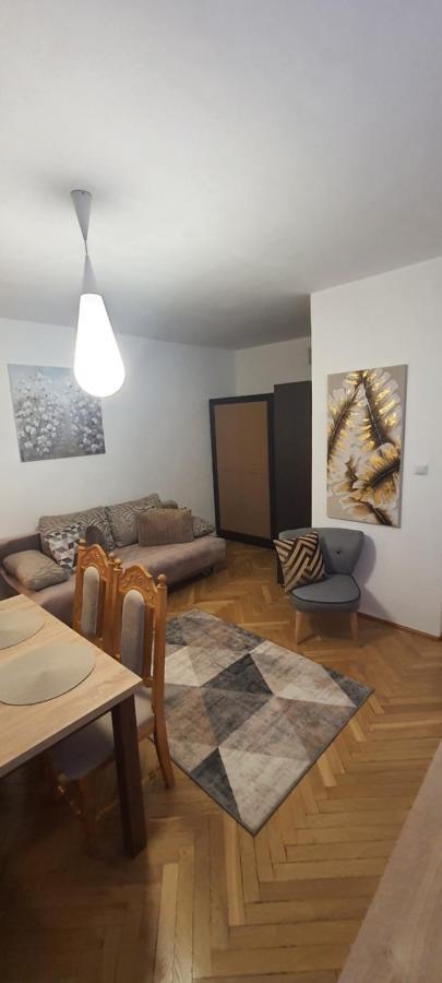 Apartament Trini Kladsko Exteriér fotografie